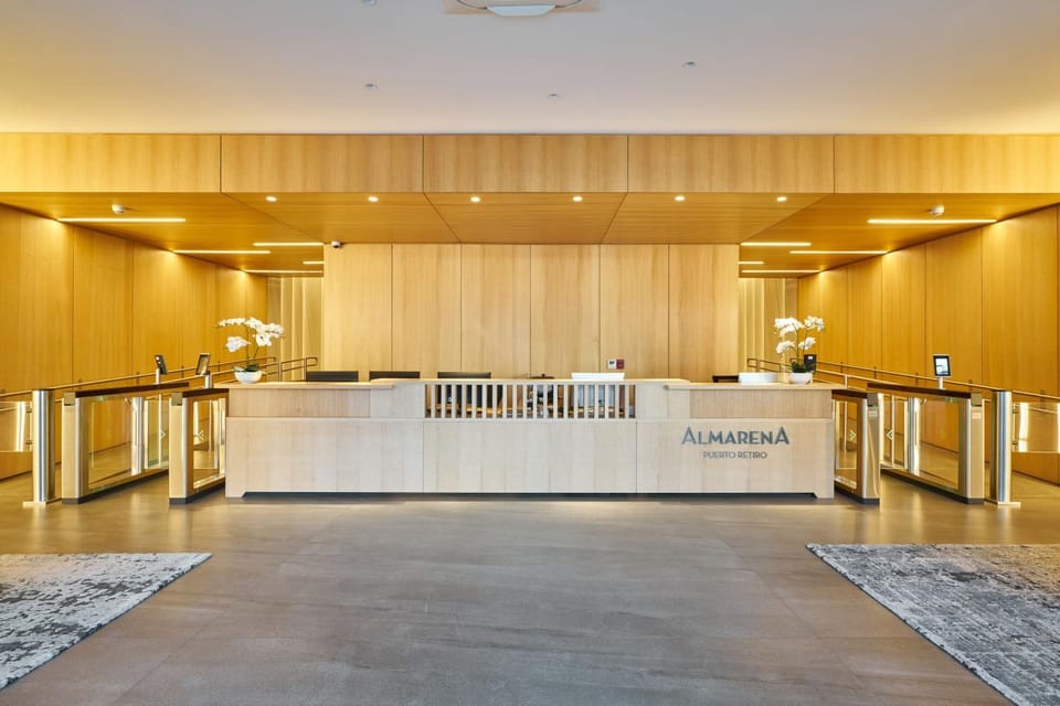 Facade/entrance, Lobby or reception