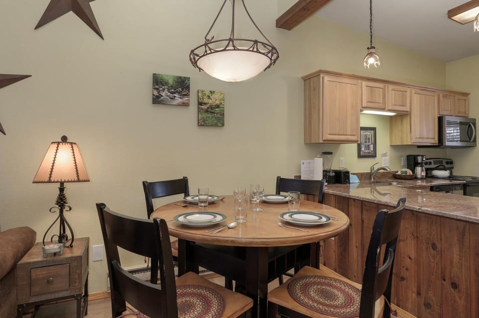 Kitchen or kitchenette, Dining area, furniture, microwave