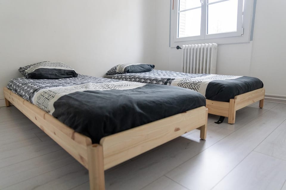 Bed, Bedroom