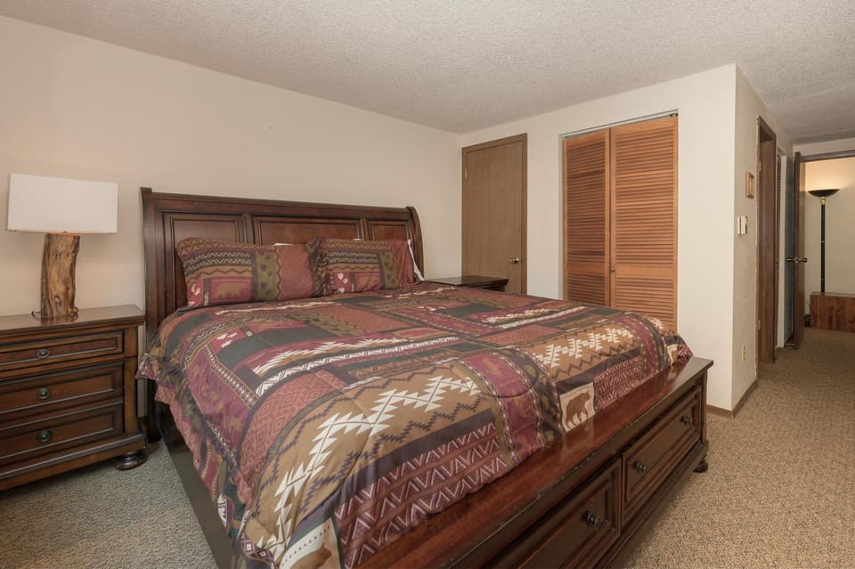 Bed, Bedroom, furniture, wardrobe