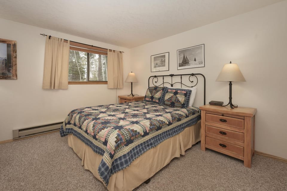 Bed, Bedroom, furniture