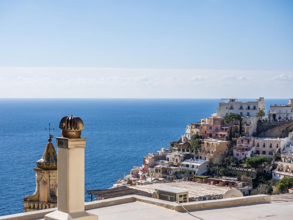 City view, City view, Sea view, Sea view