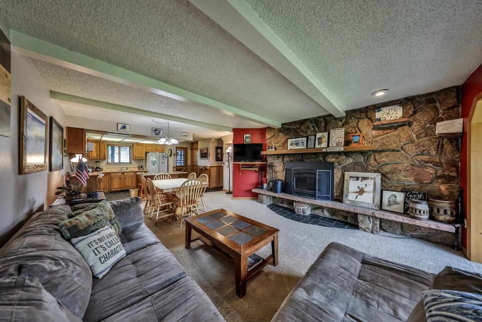 Kitchen or kitchenette, Living room, Dining area, fireplace, furniture