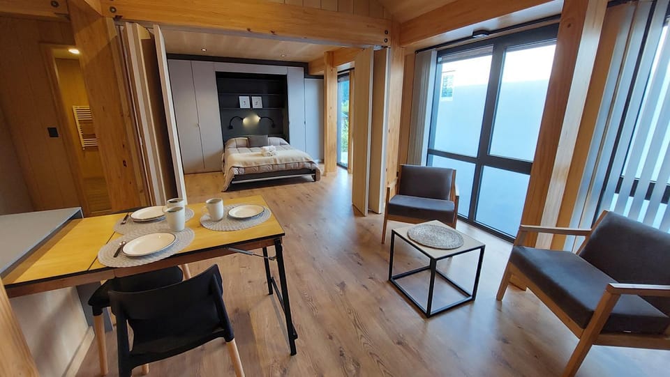 Living room, Photo of the whole room