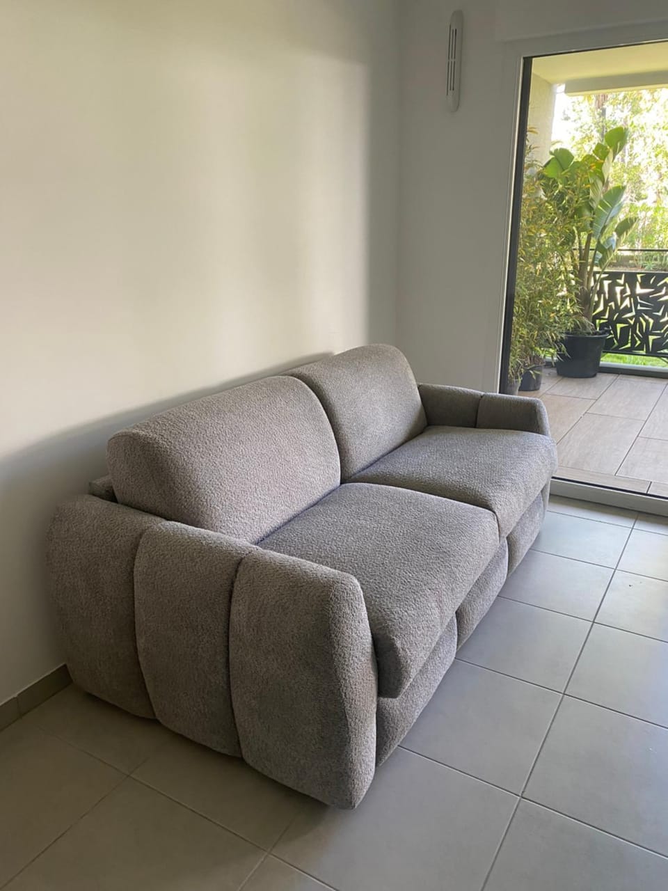 Résidence Pearl Beach - Seaside Rooftop Pool Apartment in Villeneuve-Loubet
