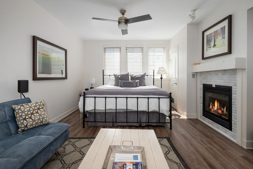 Bed, Living room, Seating area, Bedroom, fireplace, furniture