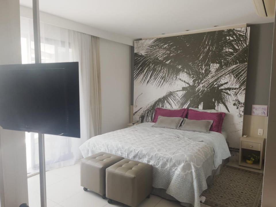 Communal lounge/ TV room, Bed, TV and multimedia, Bedroom