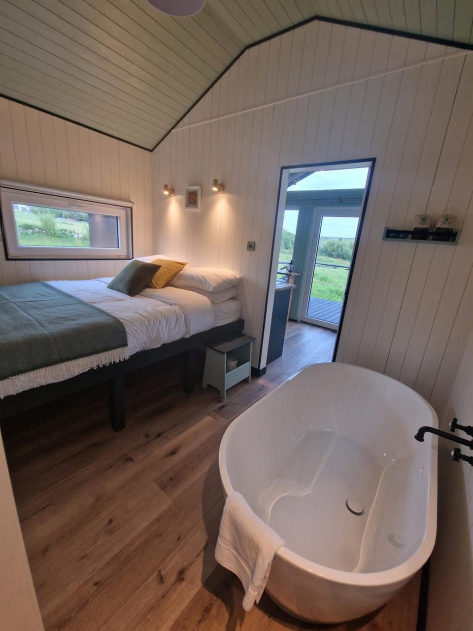 Wild Meadow Huts House in Doolin