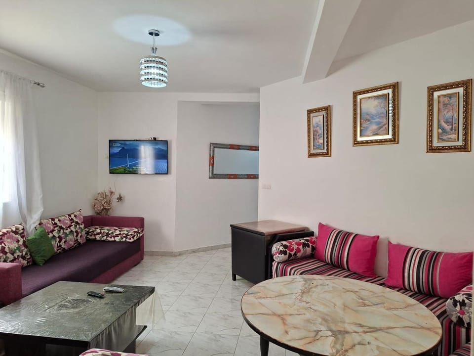RESIDENCE AL Hoceima 2 Minutes de prés de PLAGE CALABONITA Apartment in Tangier-Tétouan-Al Hoceima