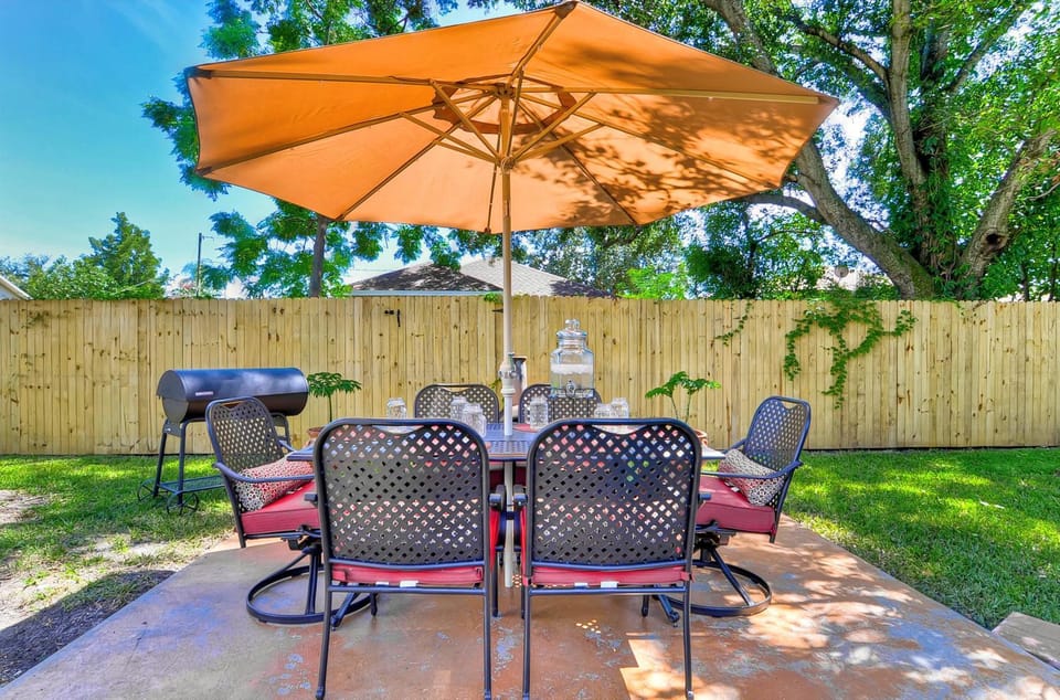 Patio, Spring, Garden view