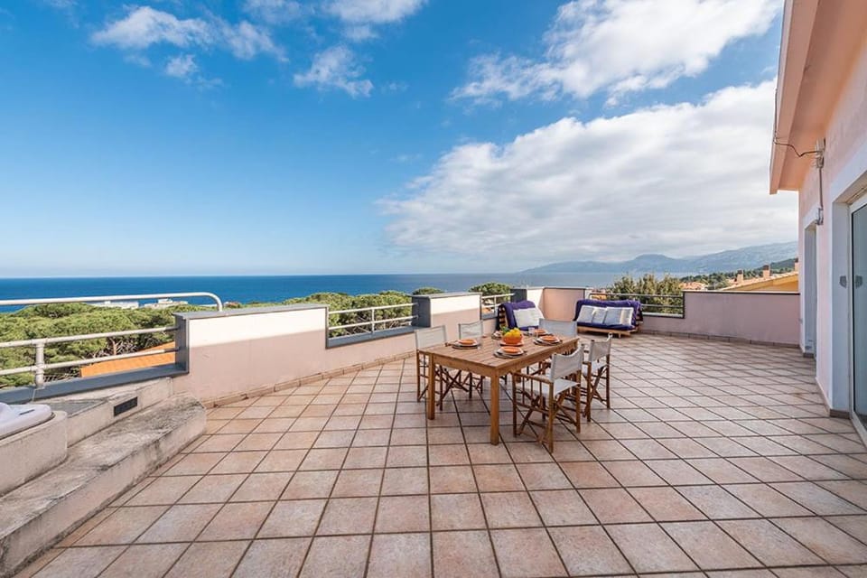 Garden, Balcony/Terrace, Sea view