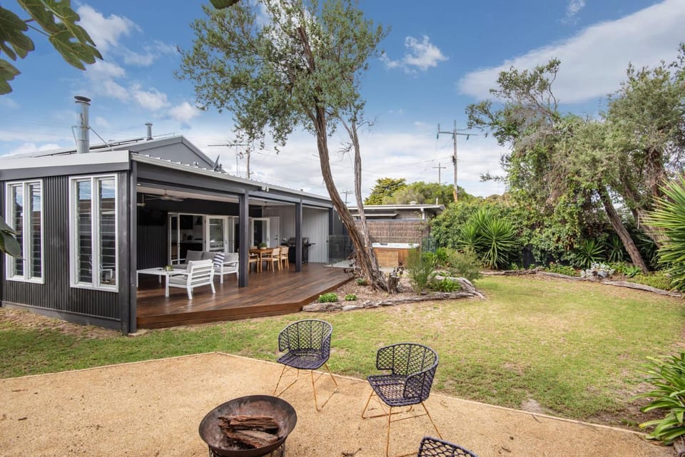 Patio, Garden view