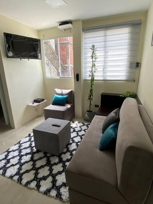 TV and multimedia, Living room, Seating area