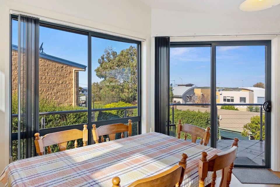 Picture Perfect on Pier House in Inverloch