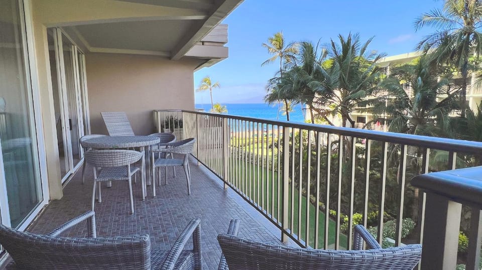 Day, Natural landscape, View (from property/room), Balcony/Terrace, Sea view