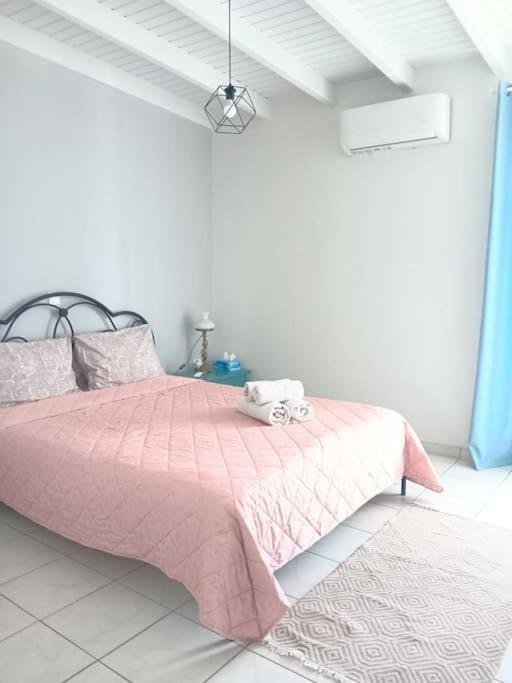 Beautiful Loft Ilion Apartment in Athens