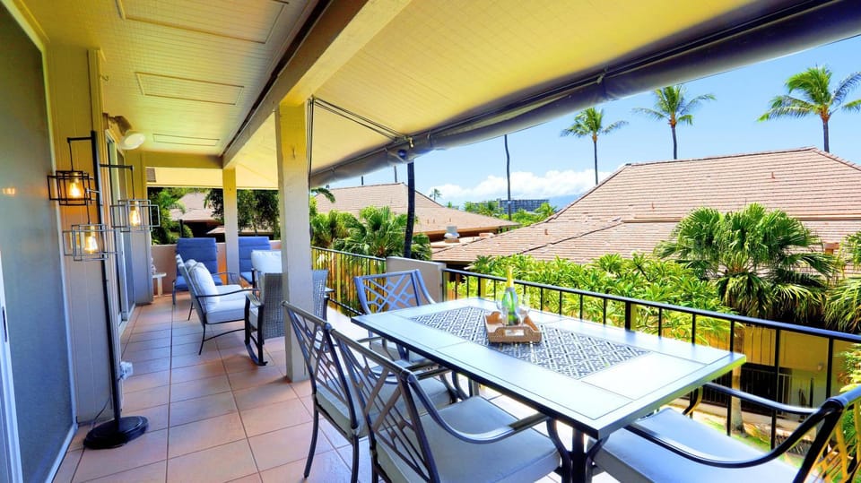 Patio, Balcony/Terrace, Seating area