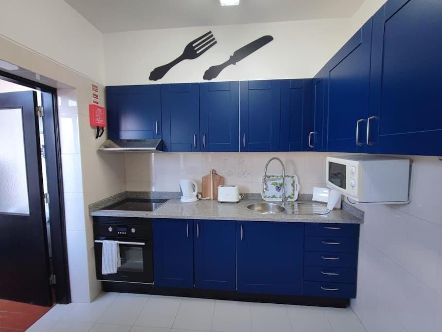Lagos Old Town& 5 min Beach with AC& BBQ Apartment in Lagos