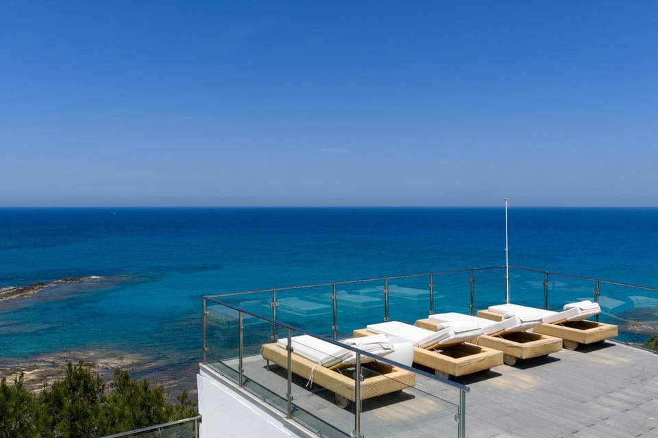 Day, View (from property/room), Balcony/Terrace, Seating area, Sea view, Swimming pool, sunbed