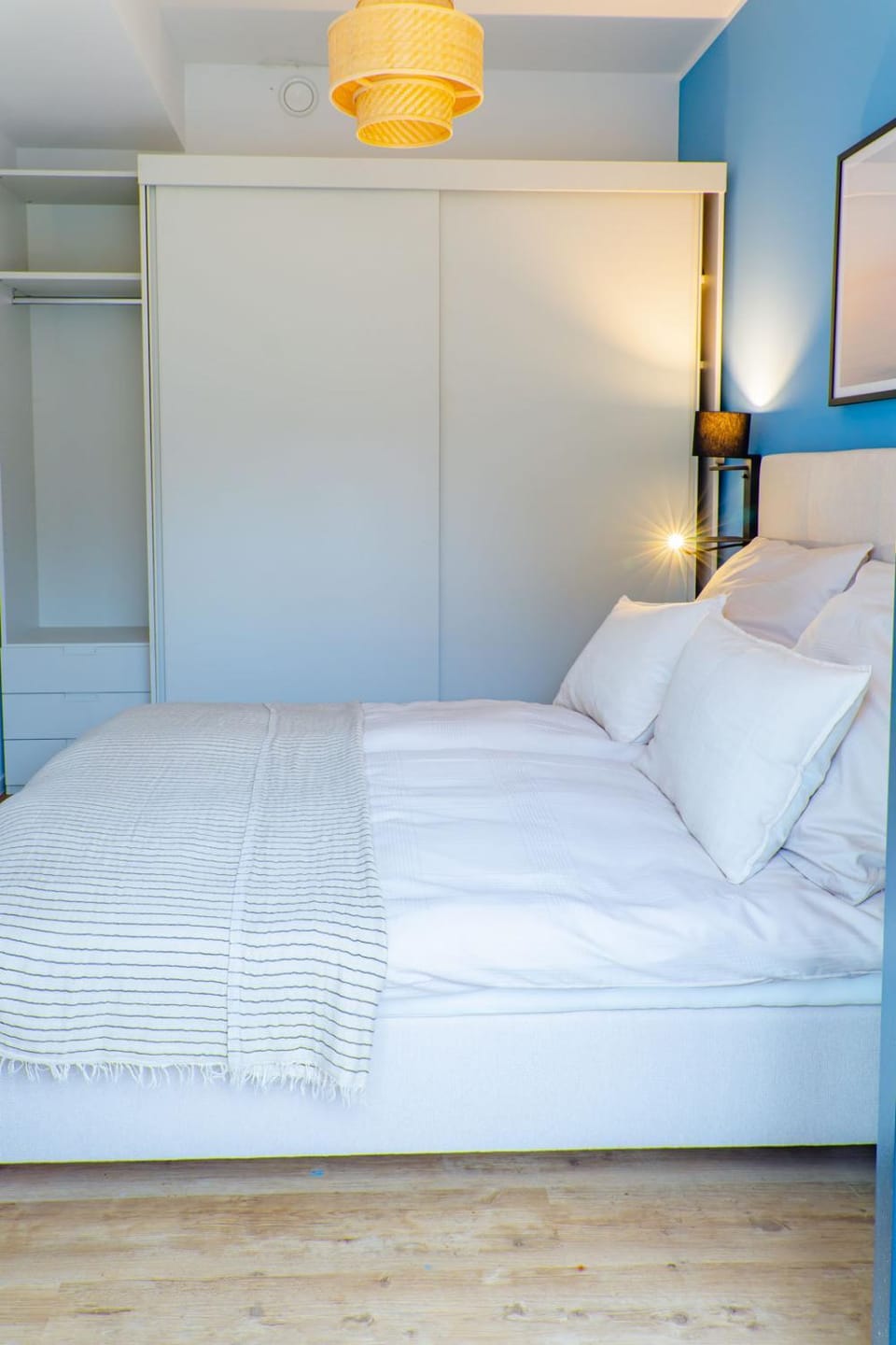 Bed, Photo of the whole room, Bedroom, wardrobe