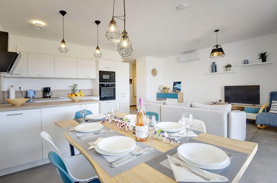 Ferienwohnung mit Meerblick, nur 500 Meter zum Strand Apartment in Medulin