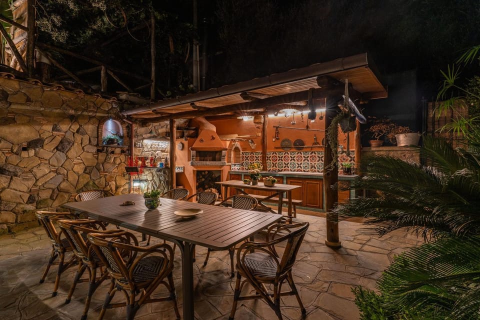 Patio, Night, Banquet/Function facilities