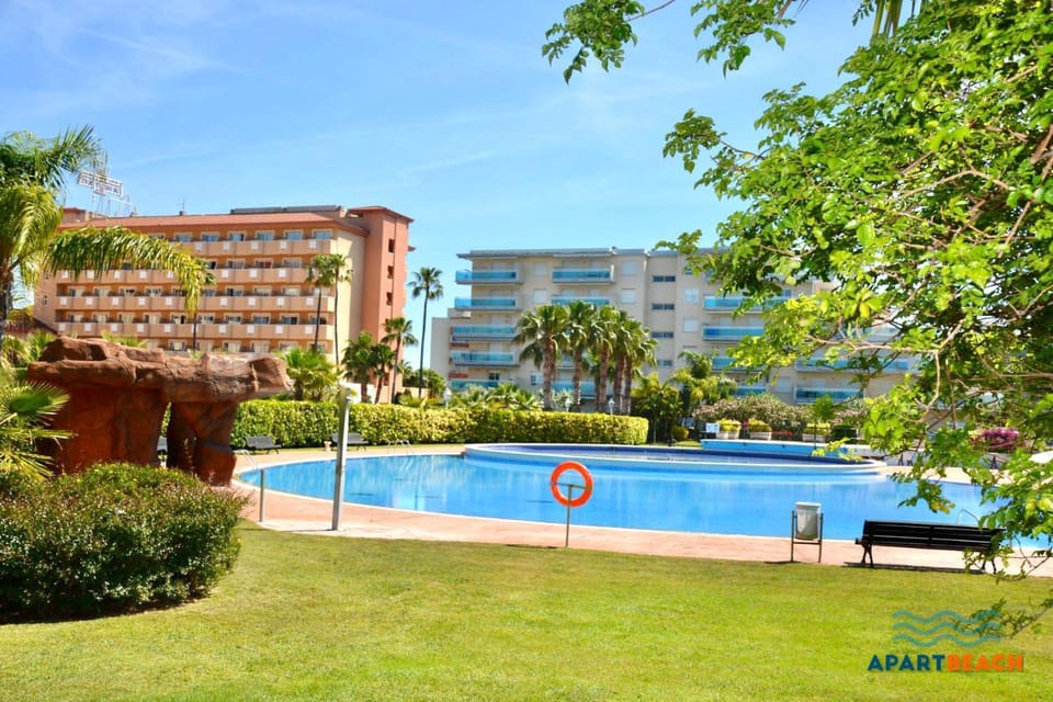 Garden, Swimming pool