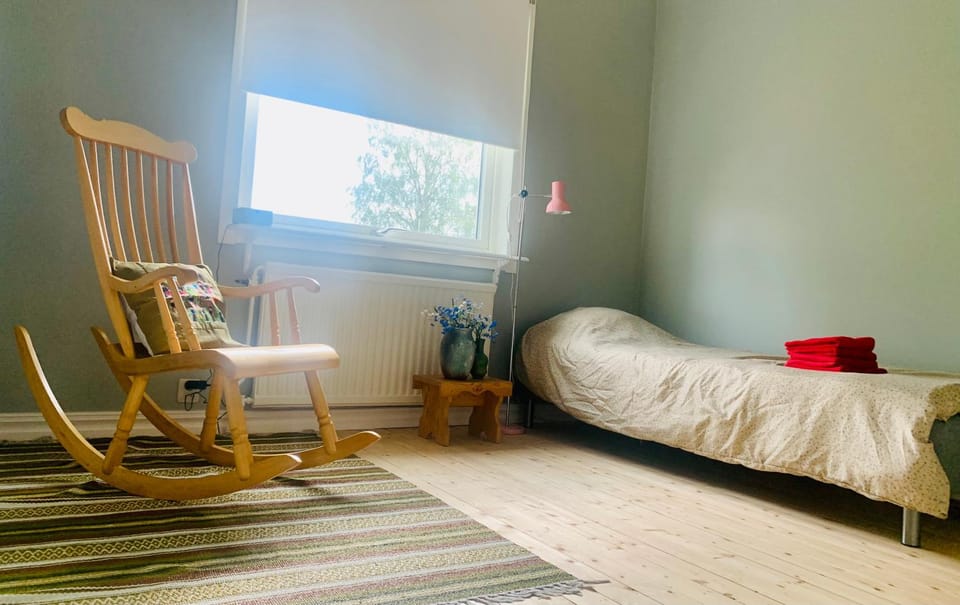 Ruim en licht familiehuis No 21 House in Sweden