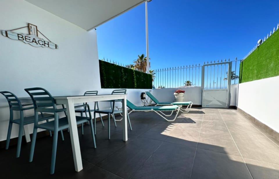 Apartamento Playa chica, vistas al mar Lanzarote Apartment in Puerto del Carmen