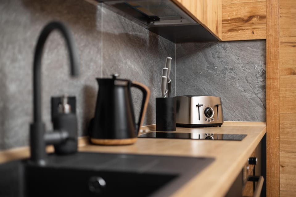 Coffee/tea facilities, Kitchen or kitchenette, minibar, toaster