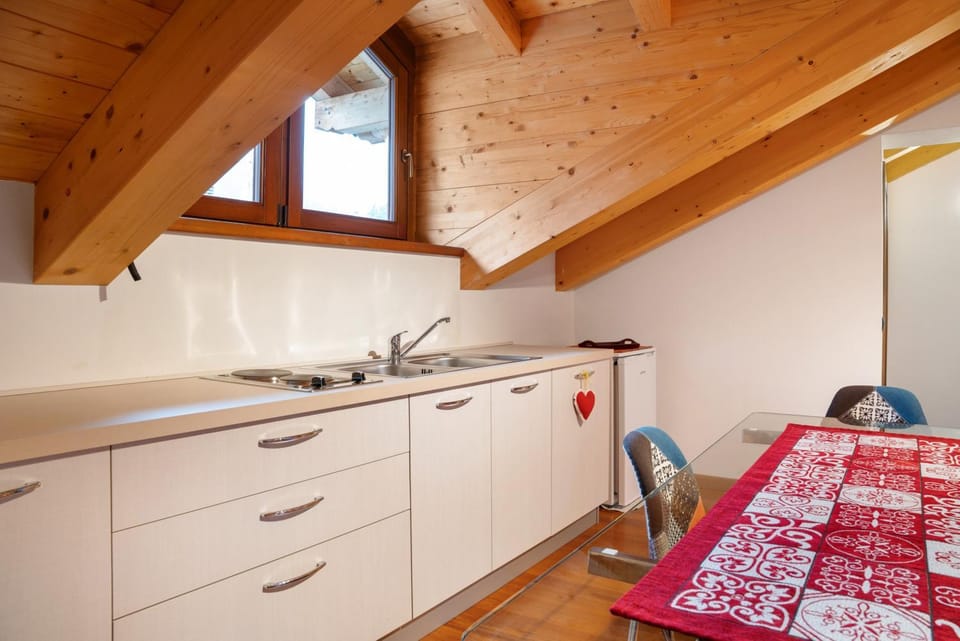 Property building, Kitchen or kitchenette, Living room