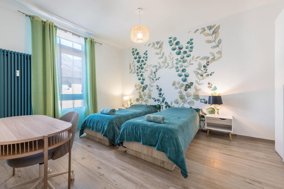 Living room, Bedroom