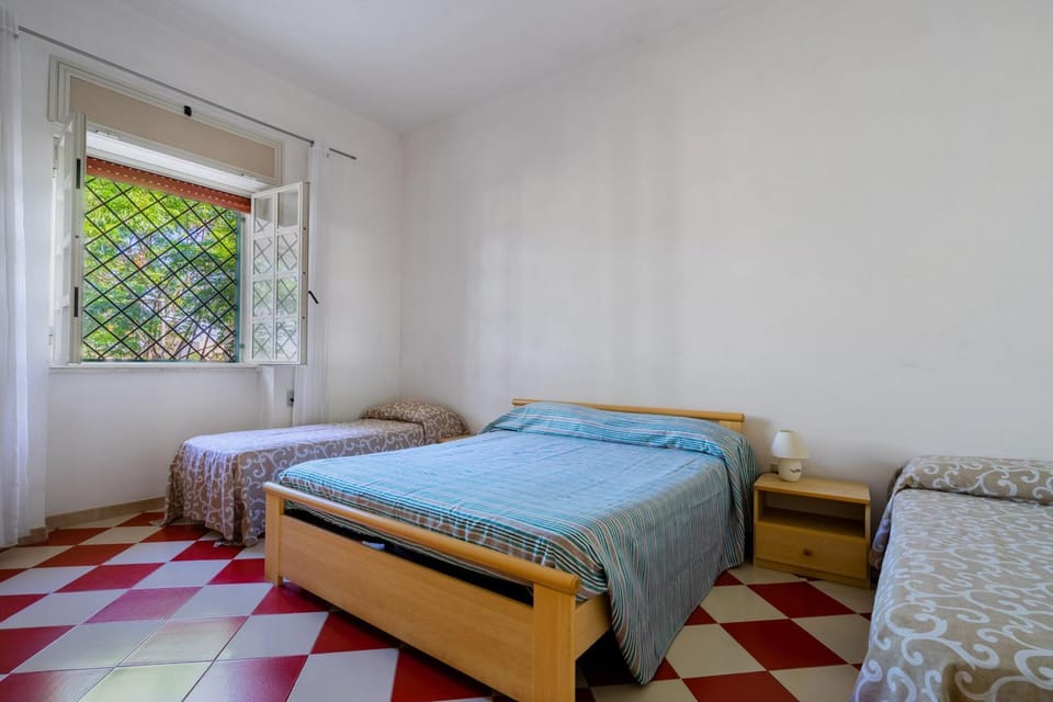 Property building, Living room, Bedroom