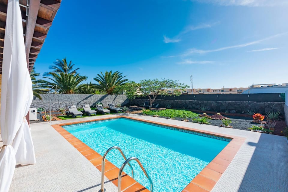 CASA DANEO House in Playa Blanca