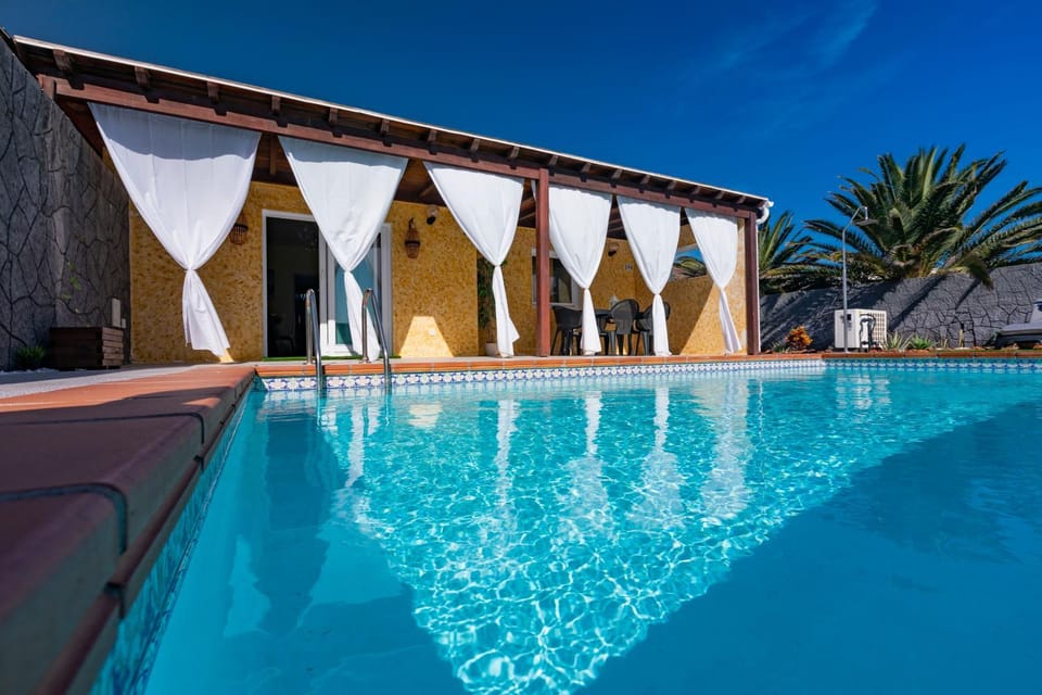 CASA DANEO House in Playa Blanca
