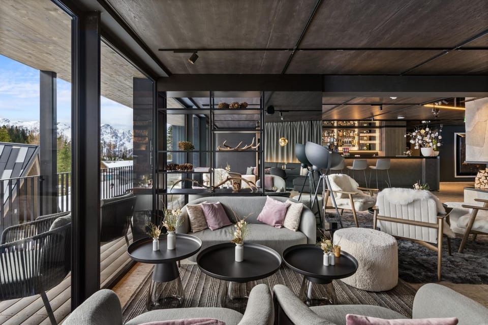Winter, View (from property/room), Lobby or reception, Lounge or bar, Autumn, Mountain view