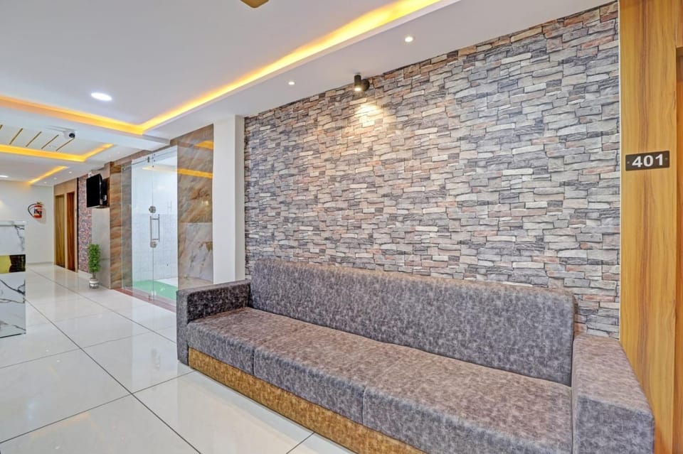 hotel sai villa Bed and Breakfast in Ahmedabad