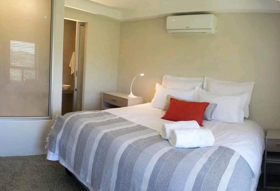 Unit08 on The Eighteenth with inverter at Princes Grant Golf Estate Apartment in KwaZulu-Natal
