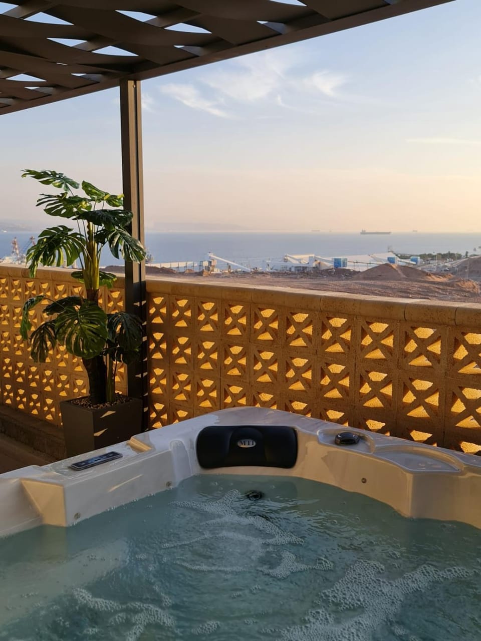 Hot Tub