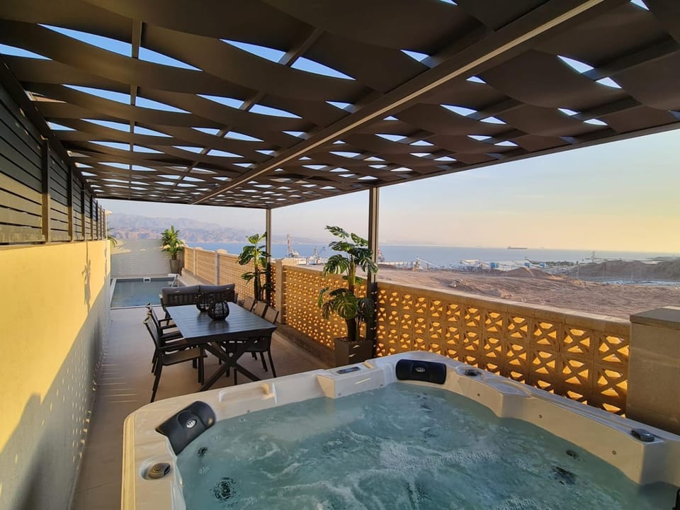 Hot Tub