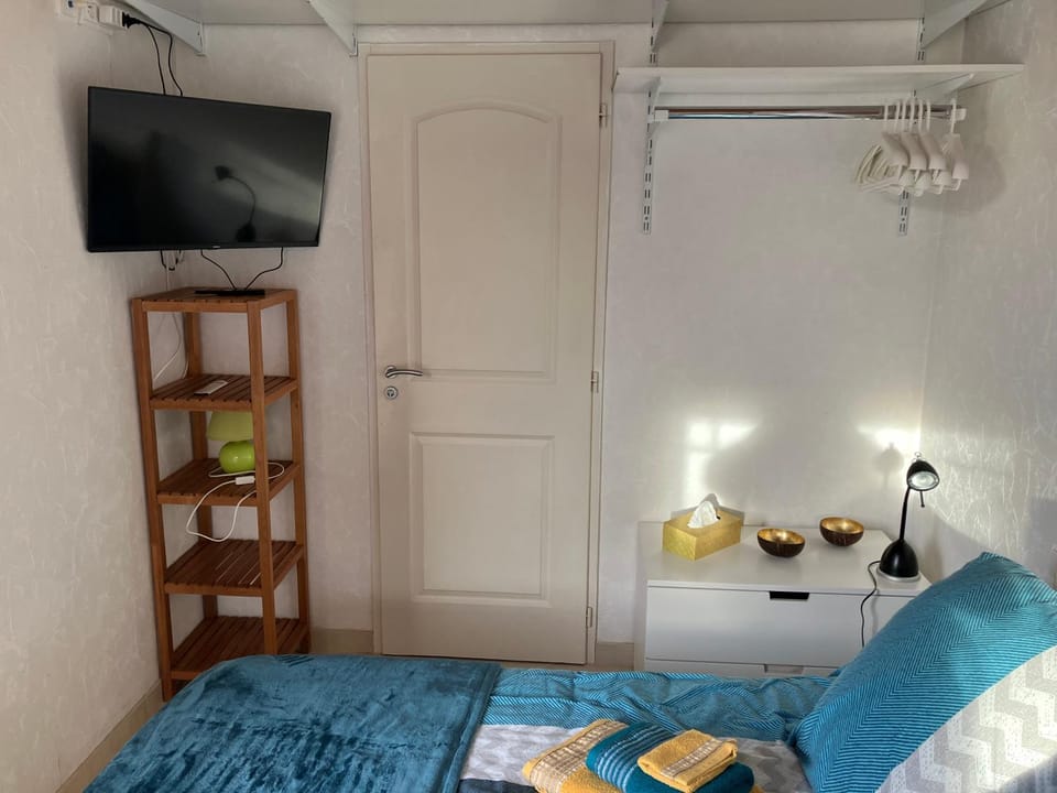 TV and multimedia, Bedroom