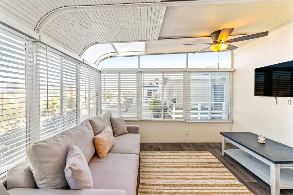 Seashore Dreams B - Upper Unit House in Newport Beach