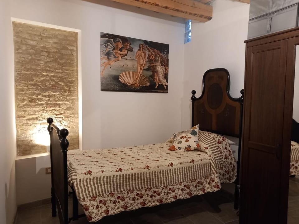 Decorative detail, Bedroom