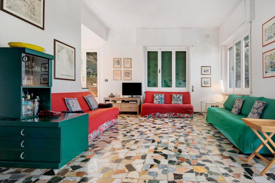 Property building, Living room