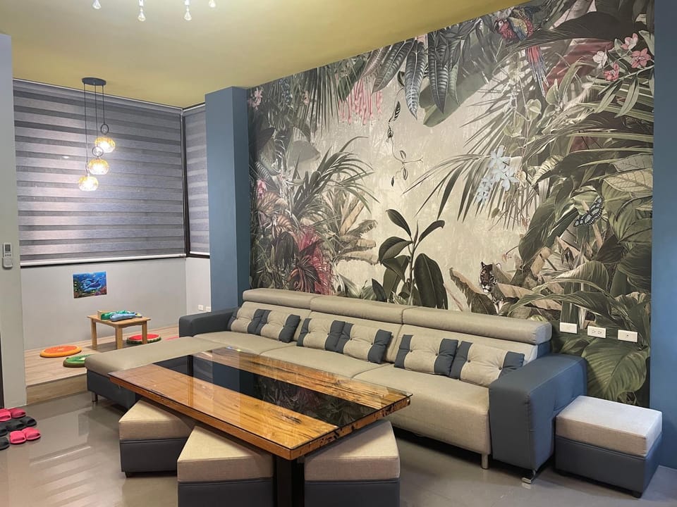 99民宿包棟 一日一組客 Bed and Breakfast in Taiwan, Province of China