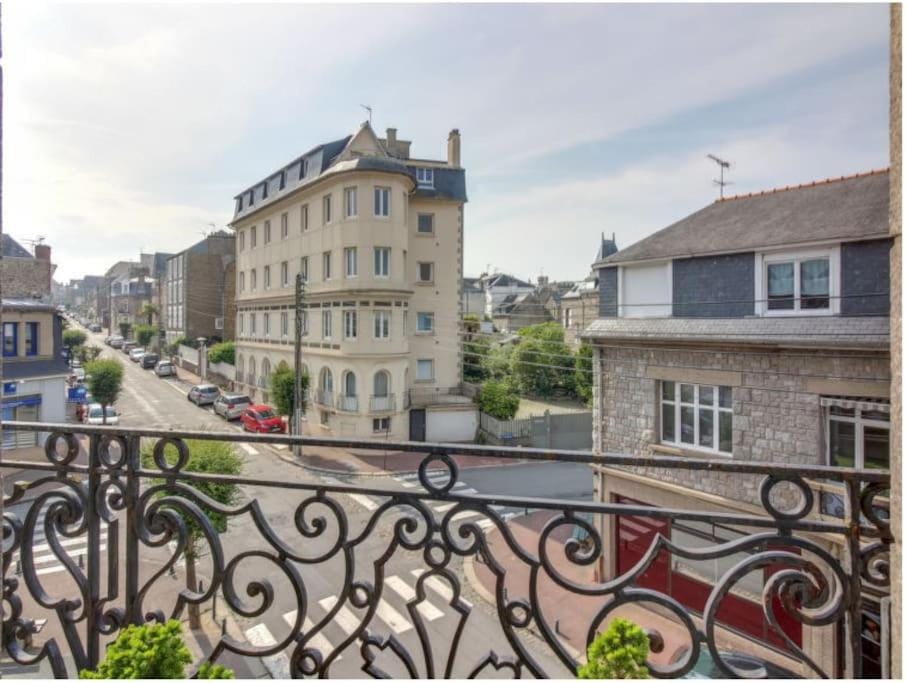 Neighbourhood, View (from property/room), Balcony/Terrace