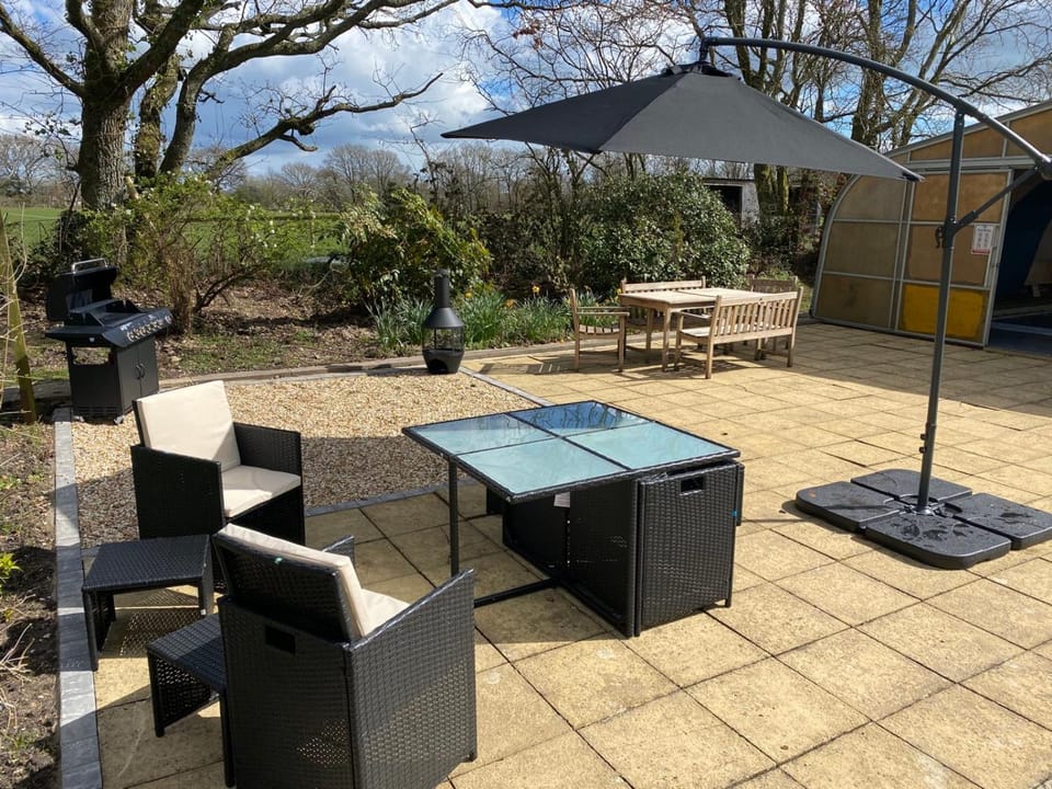 Valesmoor Farm House in New Milton