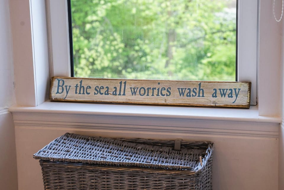 Castle Beach Villa in Dundee