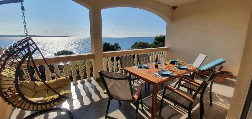Balcony/Terrace, Dining area, Sea view