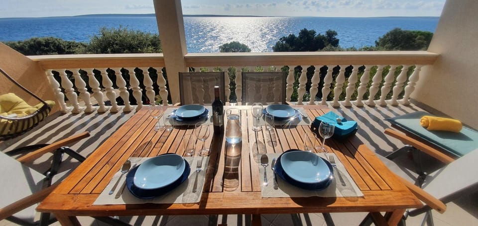 Dining area, Sea view